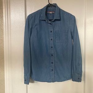 Authentic Tommy Hilfiger denim button down shirt
